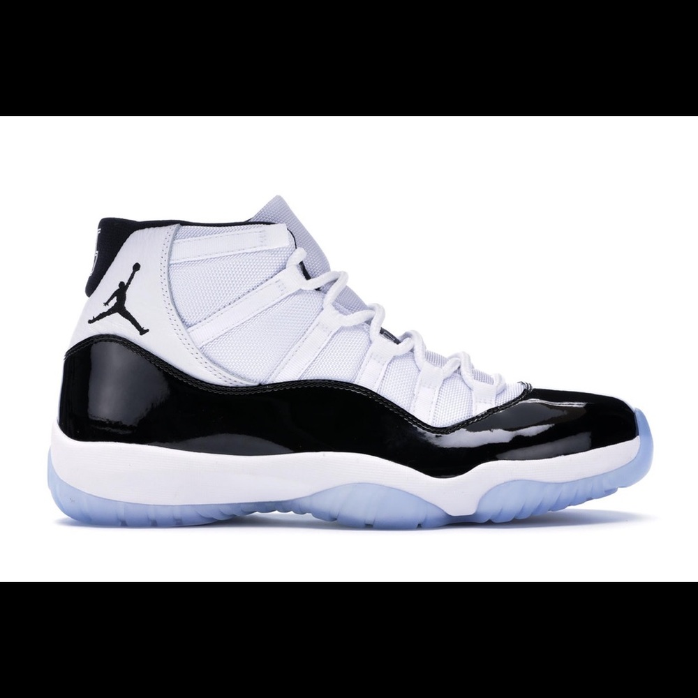 Nike Jordan 11 concords